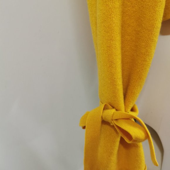 Aritzia Wilfred Emmy Cropped Merino Sweater - Picture 3 of 7